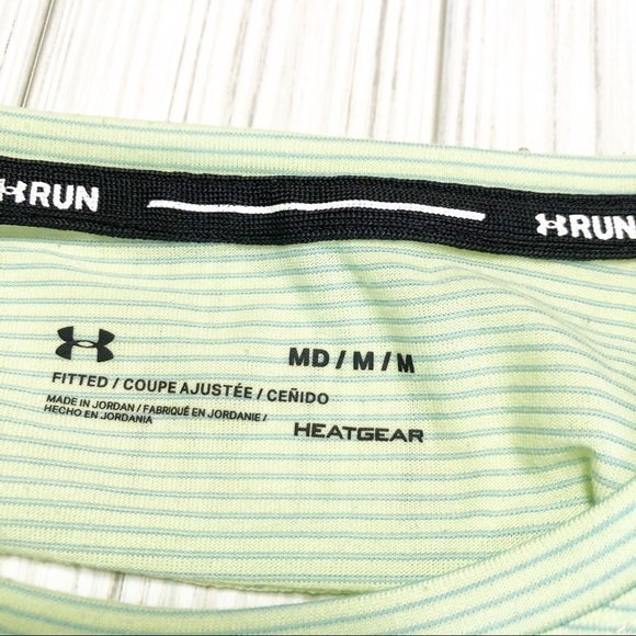 🌸🌼Women's Under Armour Shirt - Picture 4 of 7